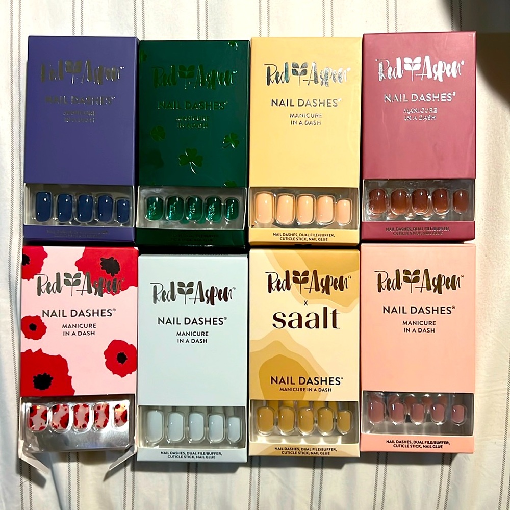 Red Aspen Nail Dashes Set